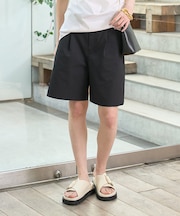 フロントタックショートパンツ