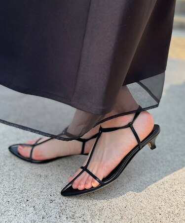 【BRENTELLA/ブレンテッラ】Tストラップサンダル JANE