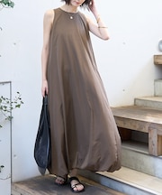 ノースリーブ バルーンワンピース