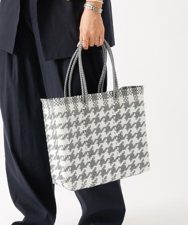 【MOON BIRD/ムーンバード】手編みのメルカドバッグM/手編み/正方形【W