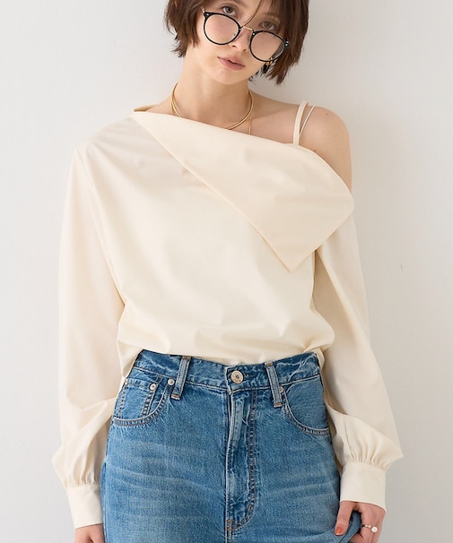 【新色登場】【一部店舗限定】アシメオフショルブラウス