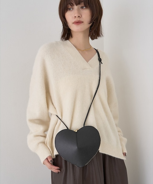 【AULENTTI/オウレンティ】ハート型ポシェット