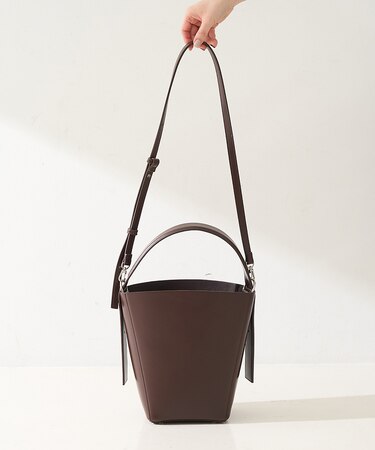 【&MyuQ/アンドミューク】LIBER バケツショルダーバッグ