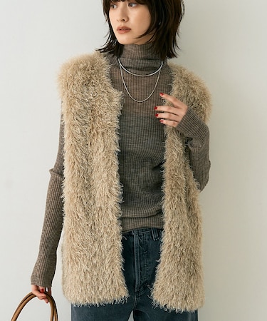 フェザーニットジレベスト