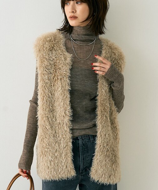 フェザーニットジレベスト