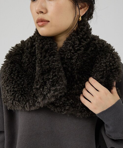 新品 ヘレンムーア 定価11550 フェイクファー マフラー イギリス製 HELEN MOORE/ヘレンムーア】ベルト付エコファーストール