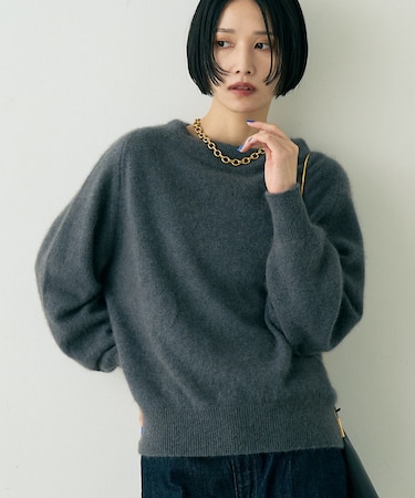 ラクーン混ボトルネックニットプルオーバー