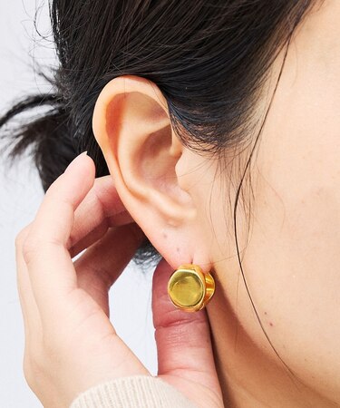 【MC STUDIO/エムシースタジオ】キューブボリュームピアス