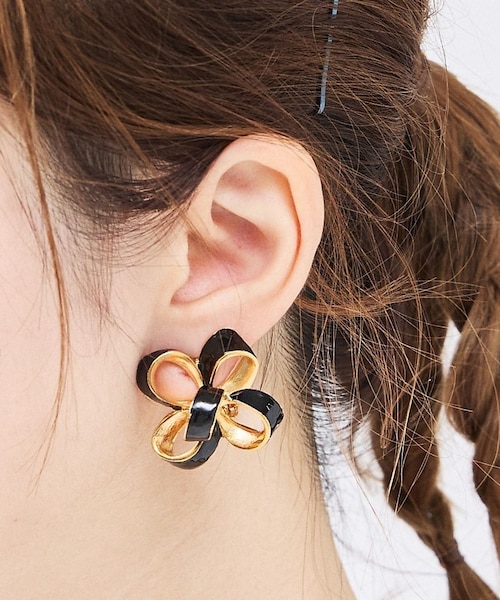 Kenneth Jay Lane/ケネス ジェイ レーン】フラワーイヤリング