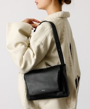 【YArKA/ヤーカ】ふんわりフラップショルダーバッグ / 本革 / レザー /