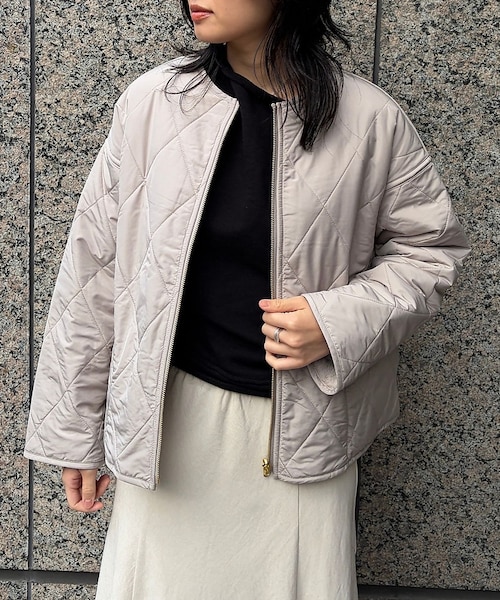 ご予約ですCHANELリバーシブルブルゾンJk42サイズ 2025年最新】CHANEL カラー：ブラック系 ノーカラージャケットの人気