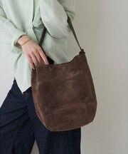 【AULENTTI/オウレンティ】スウェードワンショルダーバッグ ポーチ付き