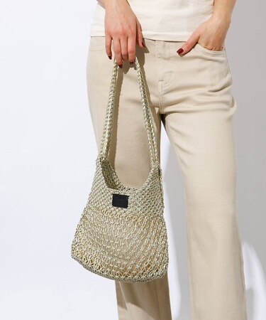【Swaraj /スワラージ】手編みのメタリックマクラメ・ショルダーバッグ（裏地