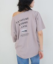 ボートネックロゴTシャツ