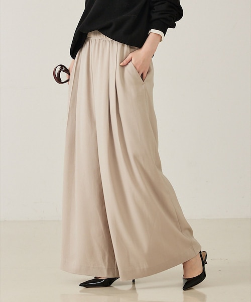 ピーチサテンフレアーパンツ｜カリテの通販｜&mall（アンドモール