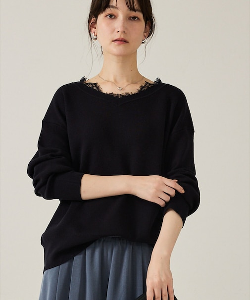 Vネックレース付きニット