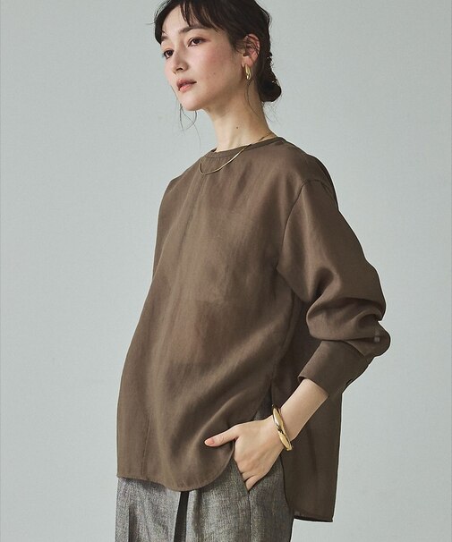 シアーTブラウス