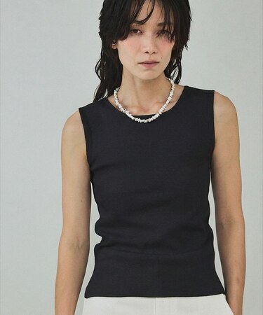 【前後2WAY】2WAYスクエアノースリーブニット