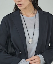 レザーワントップネックレス