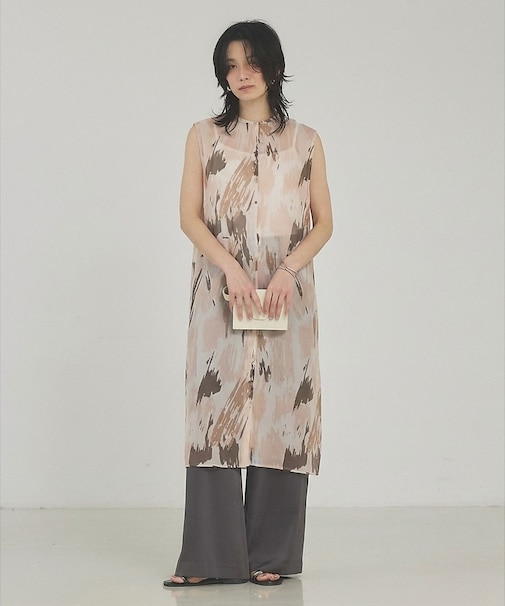 シアープリントロングブラウス