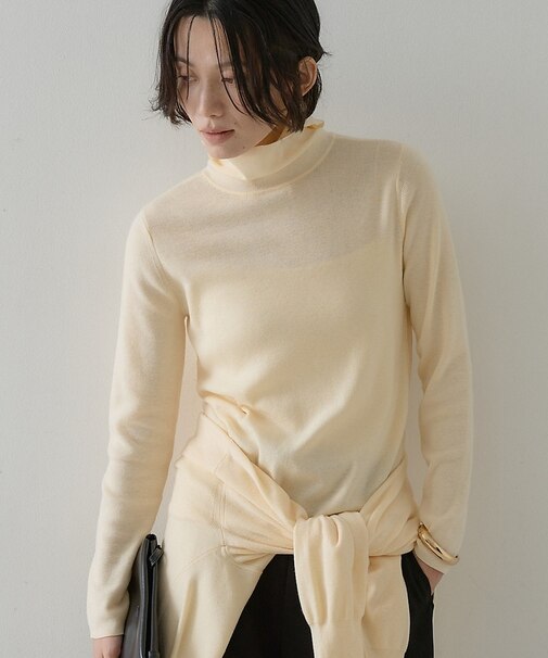 【アンサンブル可能】フェザートリミングニットプルオーバー