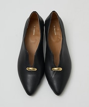 Ｖカットパンプス