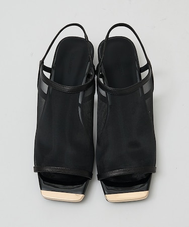 メタルトゥメッシュサンダル