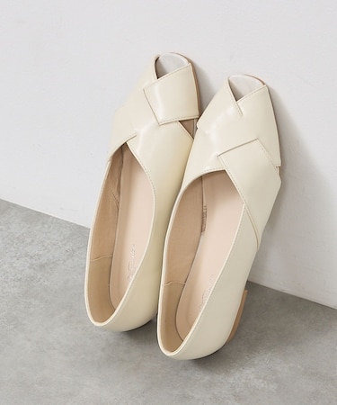 【販売店舗限定】グルカモチーフパンプス