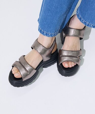 【販売店舗限定】パフィクッションサンダル