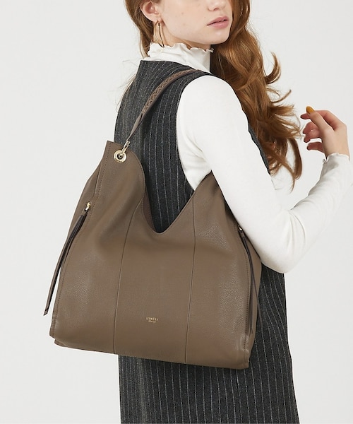 美品 本革 Valley/かがりレザーワンショルダーバッグ 再入荷】Valley/かがりレザーワンショルダー｜ロウェル シングスの通販