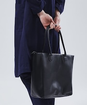【展開店舗限定】ネオレザー トートバッグ