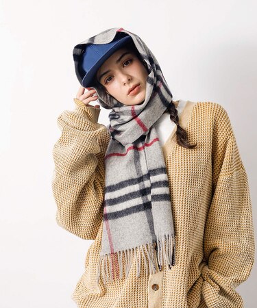 ウール100％　チェック柄マフラー