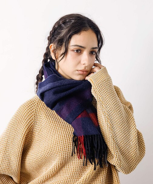 ウール100％　チェック柄マフラー