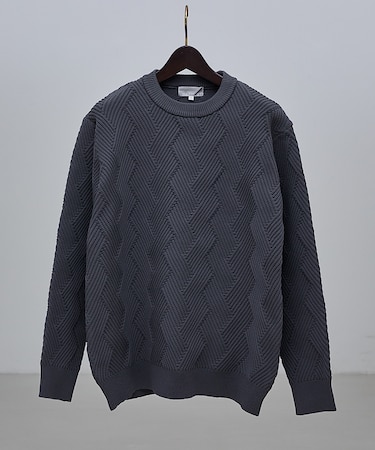 【ジオメトリック柄 / 軽量 / キックバック】プルオーバーニット