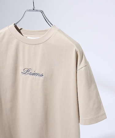 レタリングステッチ刺繍　半袖Tシャツ
