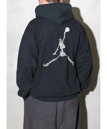 【THRIFTY LOOK 】JUMP SKULL PULL HOODIE/パー