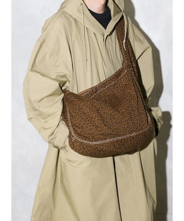 【MADE IN STANDARD】PRINTED NEWSPAPER BAG/