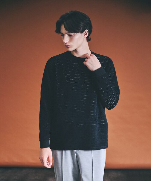 アイレットベロア　クルーネック長袖Tシャツ