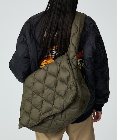 【TAION / タイオン】ミリタリー メッセンジャー ダウンバッグL/ダウン/