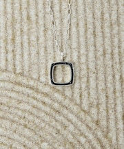 【UNISEX】CUSION FRAME TOP PENDANT / クッション