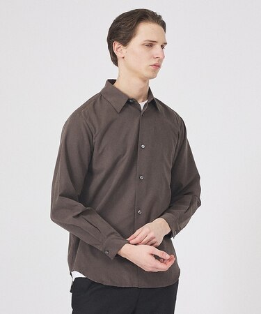 【リラックスフィット】ピーチサテン レギュラーカラーシャツ