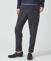 TRストレッチスリムテーパードパンツ