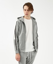 ライトポンチジップパーカー