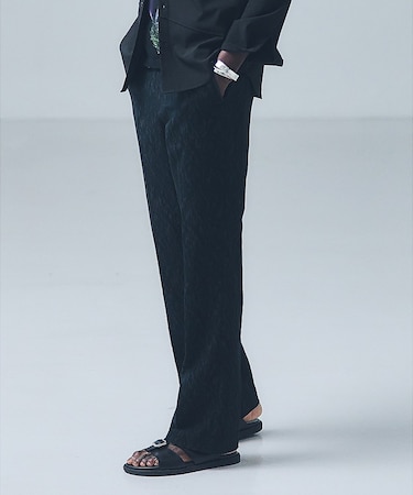 【セットアップ対応】幾何学柄 ジャガード フレアパンツ