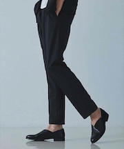 シャンブレー テーパードパンツ