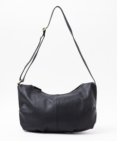 レザーショルダーバッグ