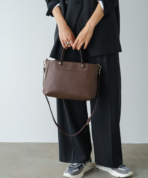 ★美品★russet メタルロゴスクエアトートS（CE-1168） 本革・日本製】メタルロゴスクエアトートS（CE-1168）｜ラシットの通販