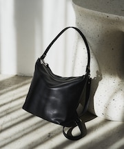 ソフトレザーシンプルショルダーバッグ