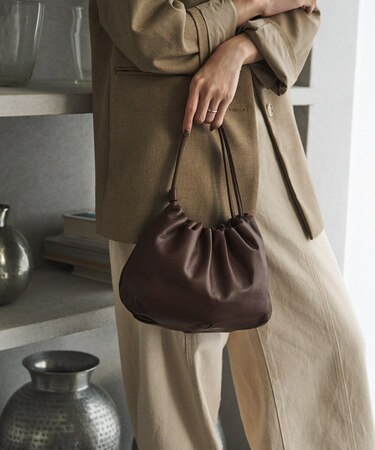 レザー巾着4WAYショルダーバッグ