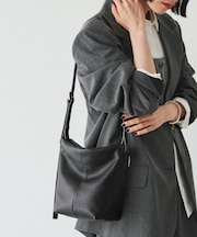 レザーミニショルダーバッグ